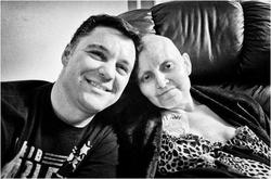 Amazing photostudy: This Guy’s Wife Got Cancer, So He Did Something Unforgettable.